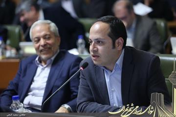 حسینی میلانی: در صحن شورای شهر تهران مطرح شد؛ انتقاد از حصارکشی‌های فضای سبز منطقه ۲۲